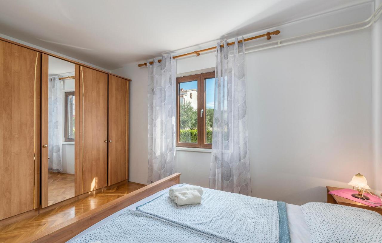 Apartments Feniks Porec Exterior photo