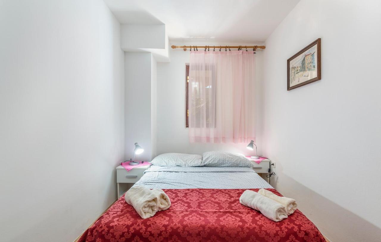 Apartments Feniks Porec Exterior photo